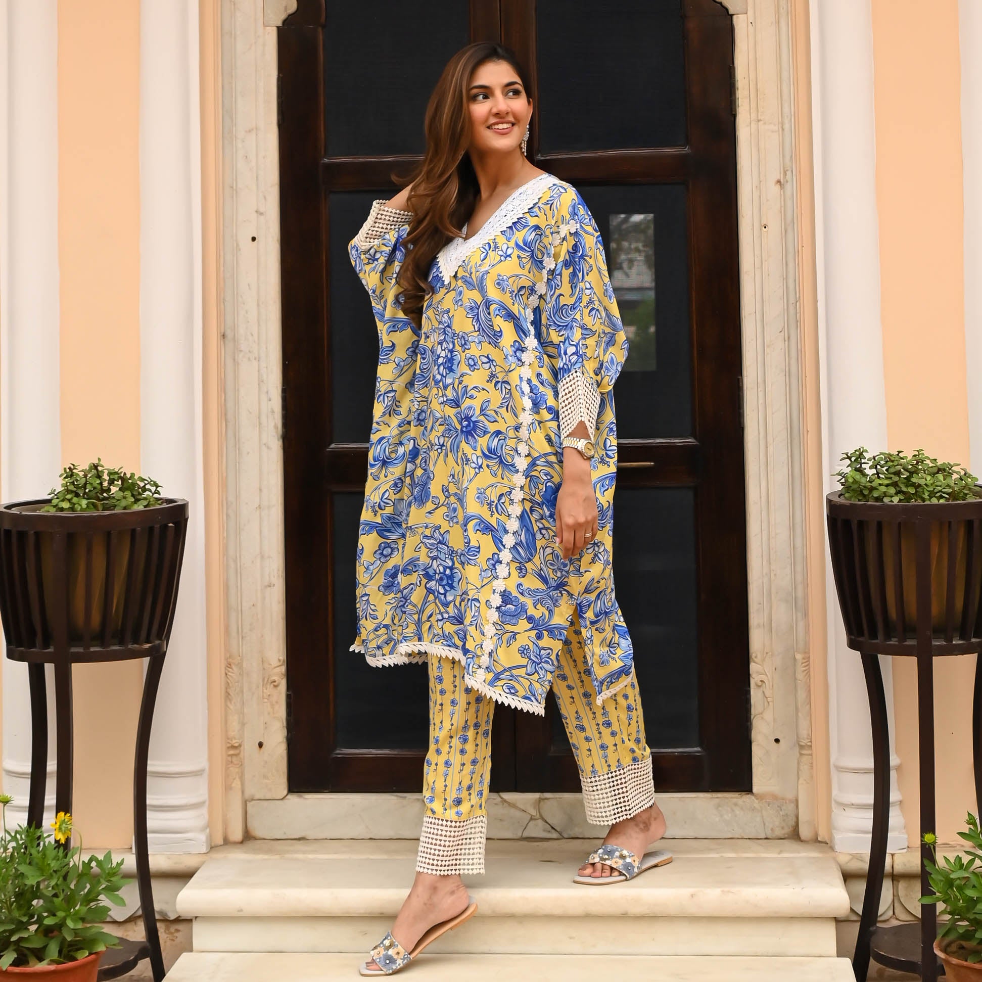Twinning Tones Floral Summer Kaftan Set For Women Online